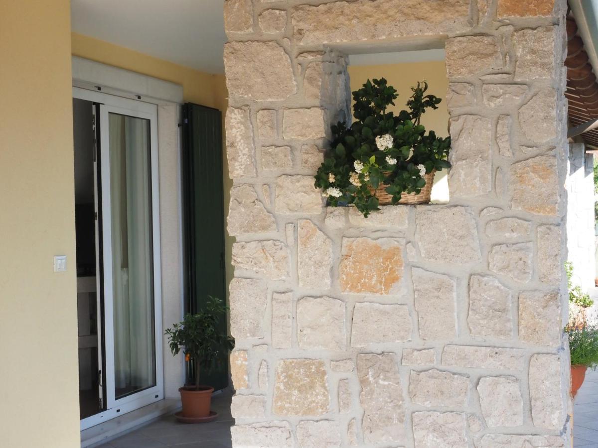 Casa Vacanze Lepa Vida ซิสเตียนา ภายนอก รูปภาพ
